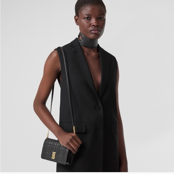 Burberry Lola Wallet with Detachable Strap - Picture 15 of 15